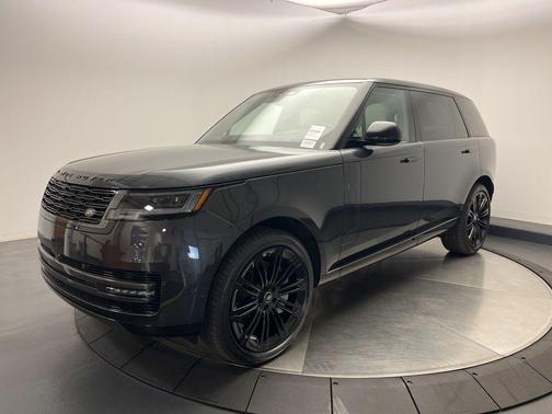 2025 Land Rover Range Rover P530 SE 7 Seat