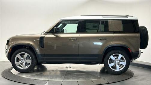 2025 Land Rover Defender 110 P300