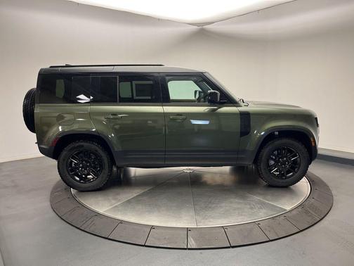 2026 Land Rover Defender S