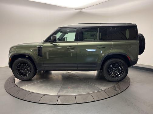 2026 Land Rover Defender S