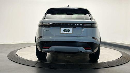 Arroios Gray Metallic 2026 Land Rover Range Rover Velar P250 SE R-Dynamic