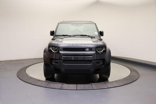 Carpathian Grey Prem Met 2026 Land Rover Defender P400 X-Dynamic SE