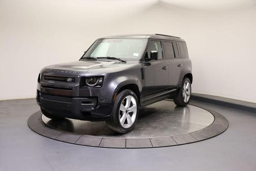 Carpathian Grey Prem Met 2026 Land Rover Defender P400 X-Dynamic SE