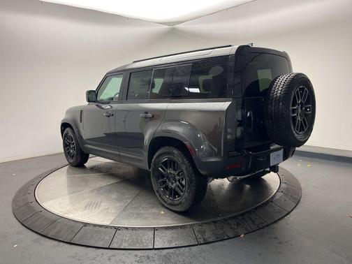 2026 Land Rover Defender S