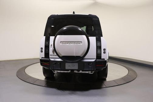 Borasco Grey Metallic 2026 Land Rover Defender P400 X-Dynamic SE