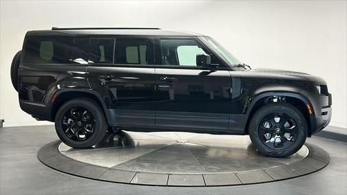 2025 Land Rover Defender 130 P300 S