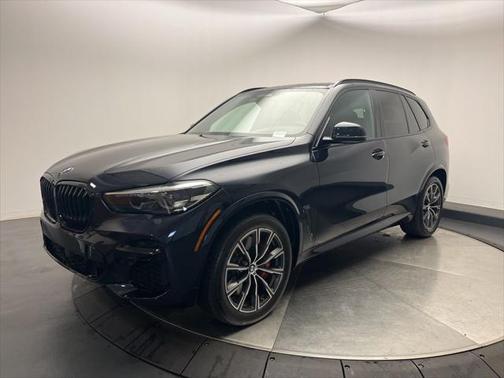 2022 BMW X5 M50i
