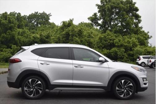 2019 Hyundai TUCSON Sport
