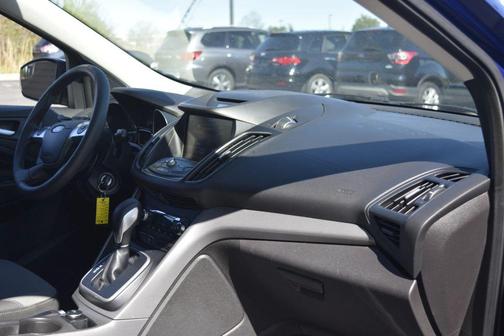 Deep Impact Blue 2014 Ford Escape SE