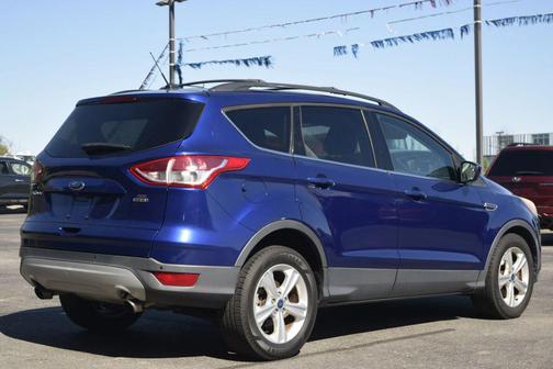 Deep Impact Blue 2014 Ford Escape SE