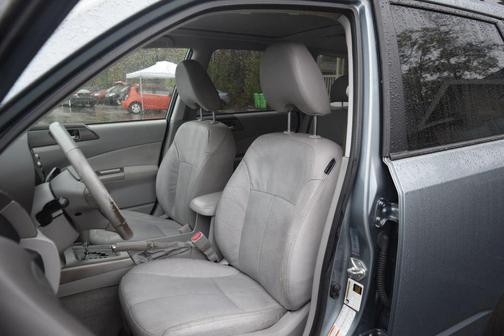 2010 Subaru Forester 2.5 X Limited