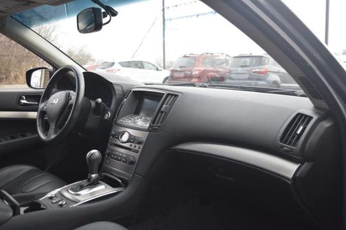 2013 INFINITI G37x Base