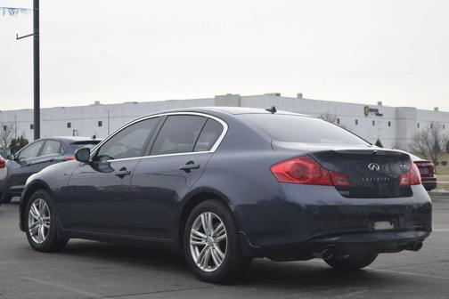 2013 INFINITI G37x Base