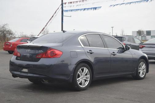 2013 INFINITI G37x Base