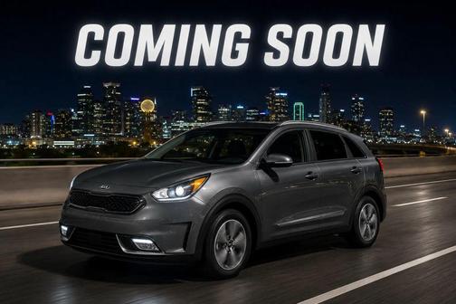 Silky Silver 2017 Kia Niro LX