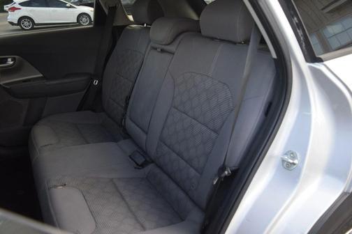 Silky Silver 2017 Kia Niro LX