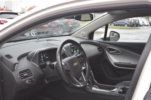 2013 Chevrolet Volt Base