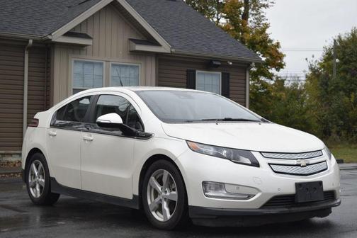 2013 Chevrolet Volt Base