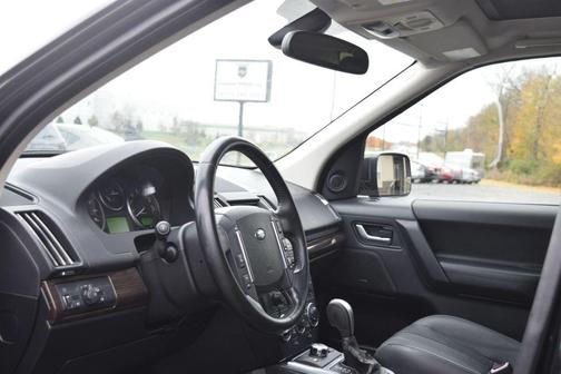 2012 Land Rover LR2 Sport Utility 4D