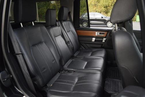 2015 Land Rover LR4 Base