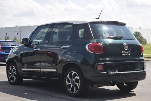 Verde Bosco Perla (Forest Green) 2014 FIAT 500 Lounge