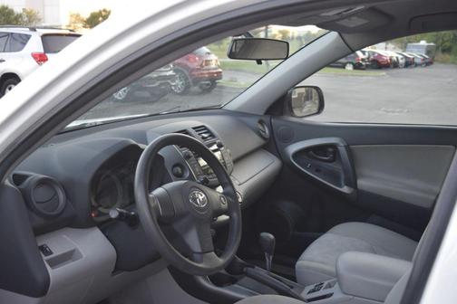 2009 Toyota RAV4 Sport