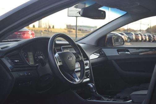 2019 Hyundai SONATA Limited