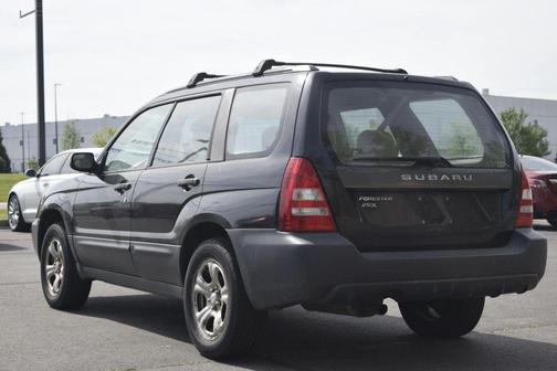 Obsidian Black Pearl/Gray Metallic 2005 Subaru Forester 2.5 X