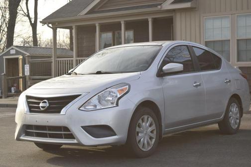 2015 Nissan Versa 1.6 SV