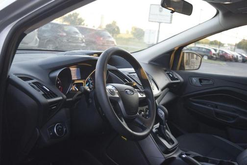 2015 Ford Escape S