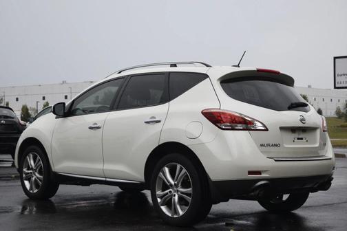 2011 Nissan Murano LE