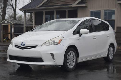 2012 Toyota Prius v Three