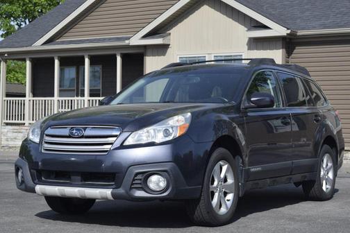 Crystal Black Silica 2013 Subaru Outback 2.5i Limited
