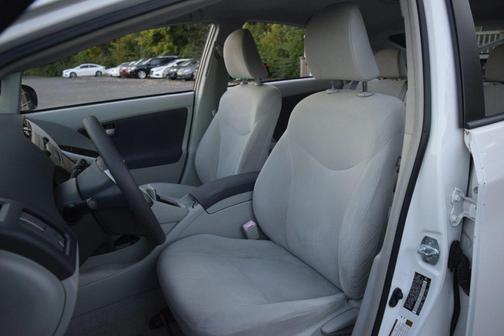 2010 Toyota Prius One