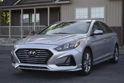 Symphony Silver 2018 Hyundai SONATA SEL