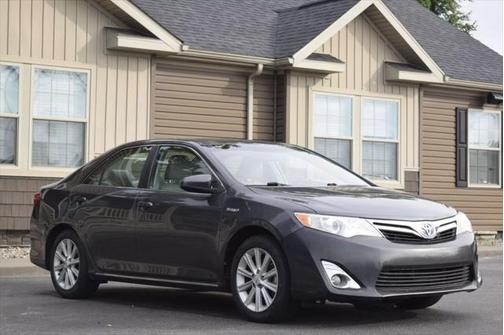 2012 Toyota Camry Hybrid XLE