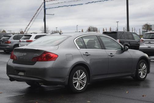 2011 INFINITI G25x Base
