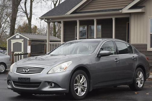 2011 INFINITI G25x Base