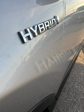 2017 Toyota RAV4 Hybrid XLE