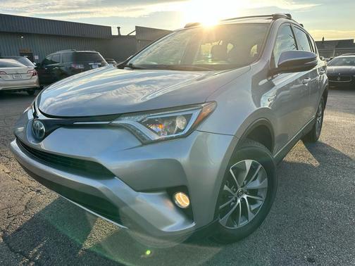 2017 Toyota RAV4 Hybrid XLE
