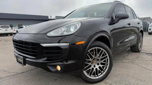 2017 Porsche Cayenne Platinum Edition