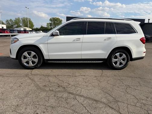 White 2017 Mercedes-Benz GLS 450 4MATIC