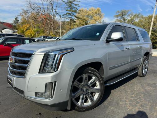 2020 Cadillac Escalade ESV Luxury