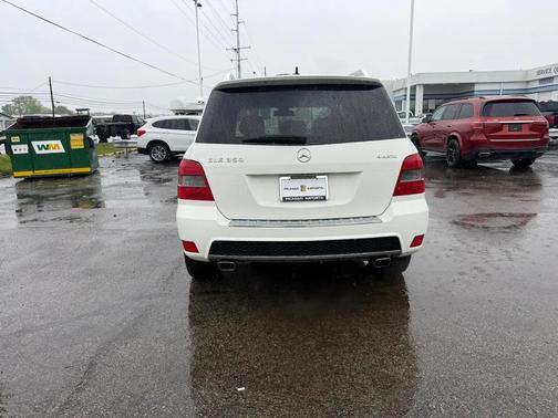 Arctic White 2011 Mercedes-Benz GLK-Class GLK 350 4MATIC