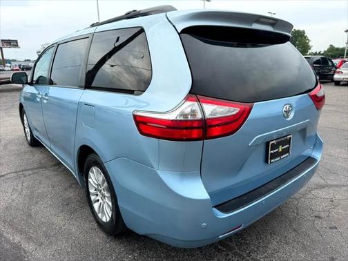 2015 Toyota Sienna XLE