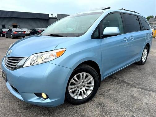 2015 Toyota Sienna XLE