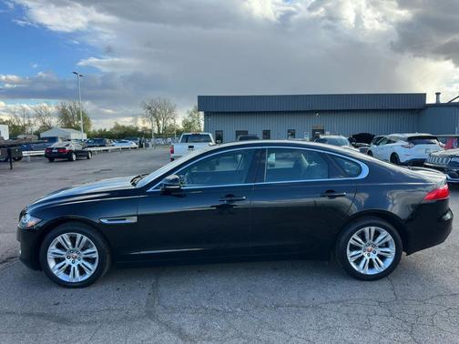 2018 Jaguar XF 35t Premium