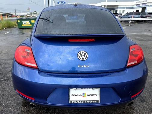 2012 Volkswagen Beetle Base