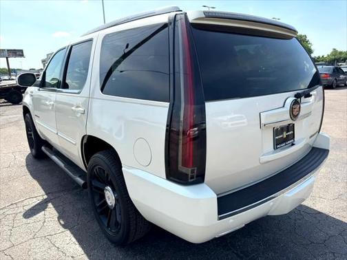 2013 Cadillac Escalade Premium
