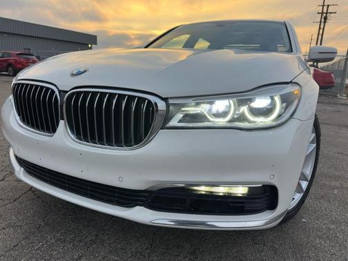 2017 BMW 750 i xDrive